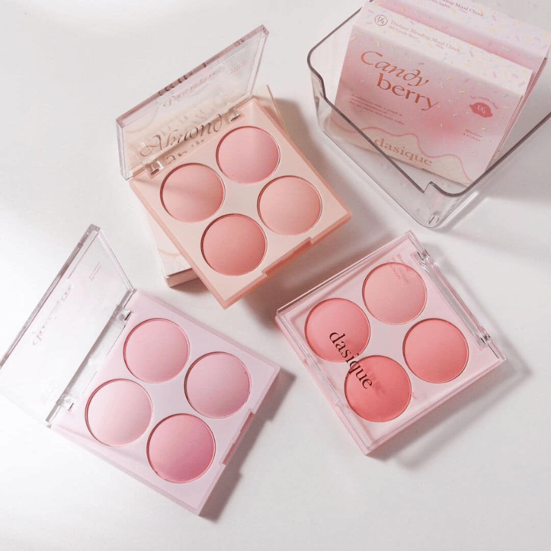 Phấn má hồng Dasique Blending Mood Cheek nhỏ gọn chắc chắn, dễ dàng mang theo